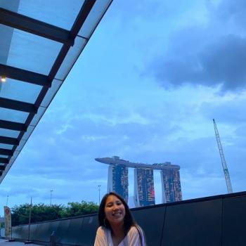 Babysitter in Singapore: Schermaine