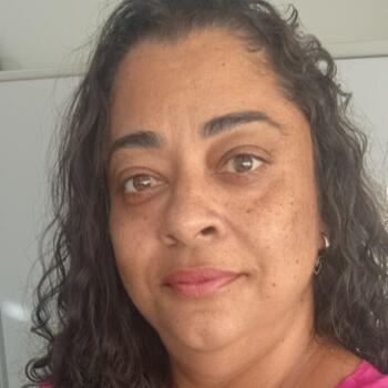 Babysitter in Vila Velha: Lilian