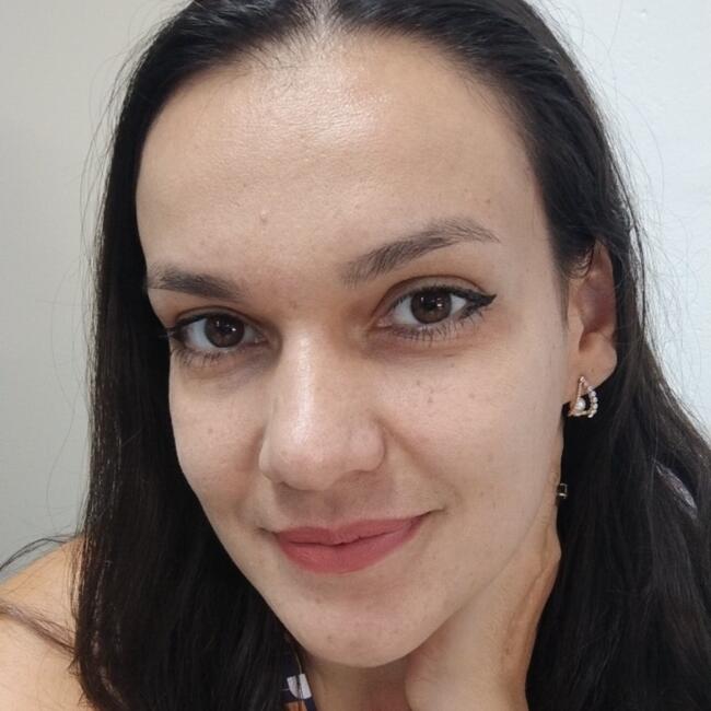 Babysitter in Florianópolis: Cristina