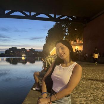 Nounou à Saint-Alban: Marie lisa