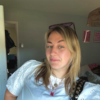 Babysitter in Breda: Noor