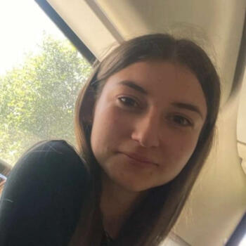 Babysitter in Lanester: Justine