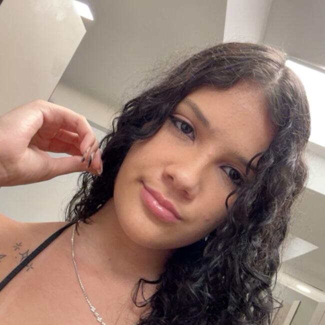 Babysitter in Salvador: Lavínia Santos