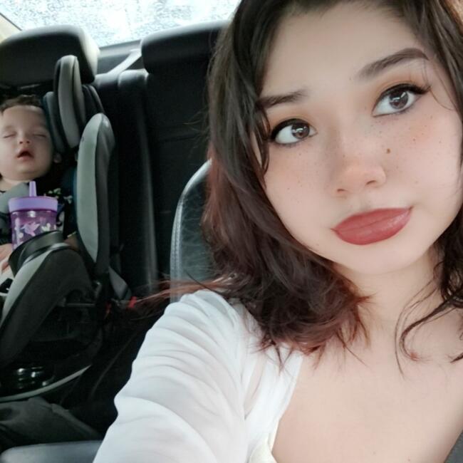 Babysitter in Palmetto (Florida): Evelyn