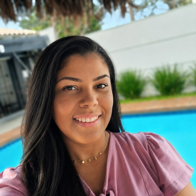 Babysitter in Londrina: Janaina