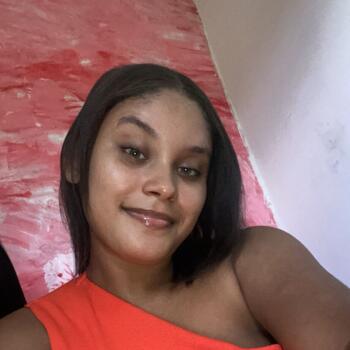 Babá em Salvador: Brenda