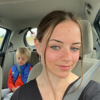 Baby-sitter in Nice: Yuna