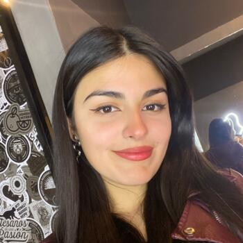 Babysitter in Victoria (Provincia de Buenos Aires): Ana