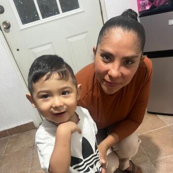 Δουλειά για babysitter στην περιοχή Veracruz: δουλειά φύλαξης παιδιών Irene