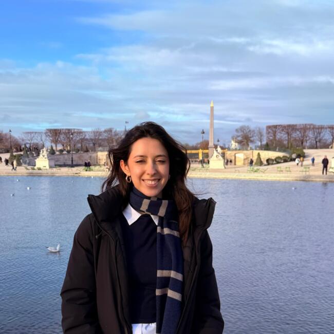 Babysitter in Coimbra: Manuela