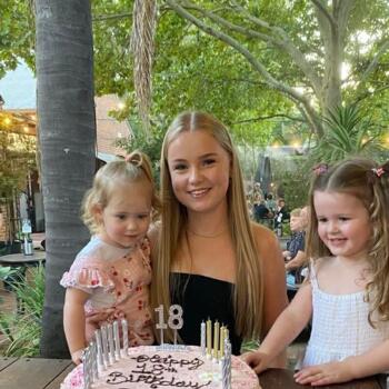 Babysitter Perth: Darcie