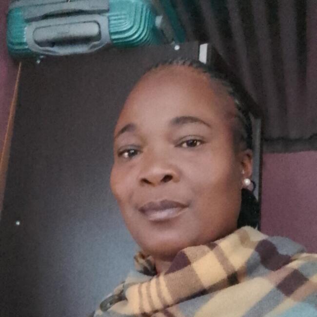 Babysitter in Soweto: Mimoza
