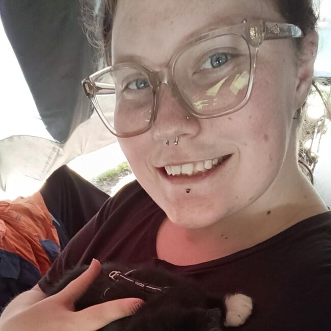 Babysitter in Mackay: Breanna