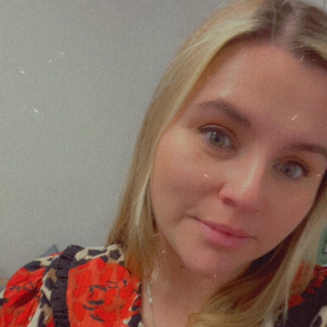 Babysitter in Richmond: Laura Cook