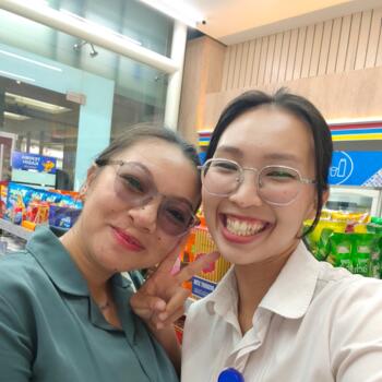 Nanny job in Karawaci: babysitting job Lenny