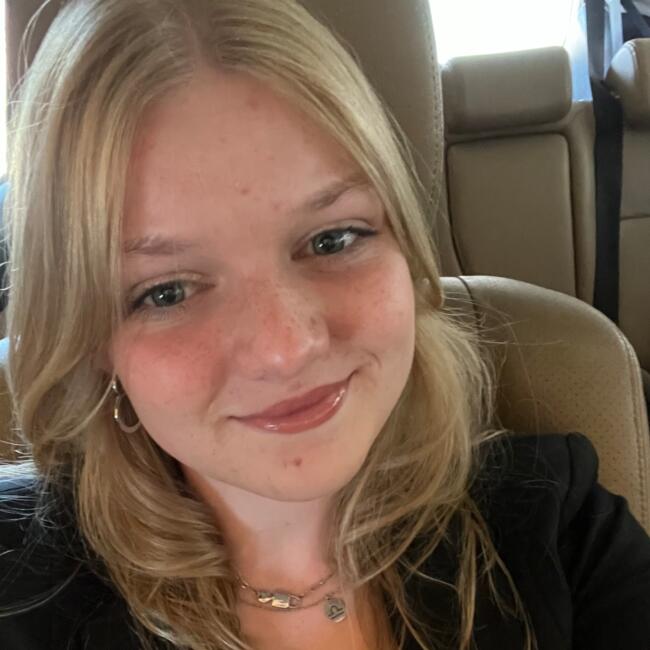 Babysitter in Veulen: Meis