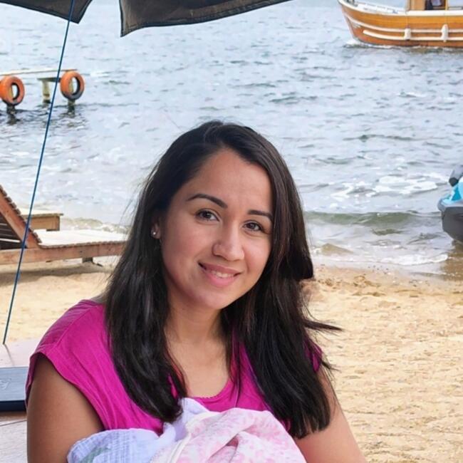 Babá em Palhoça: Karina