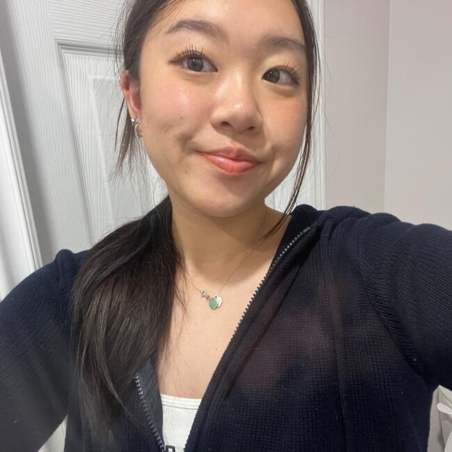 Baby-sitter in Planet Fitness - Scarborough: Yvonne