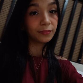 Babysitter in Santiago de Cali: Valeria Vargas