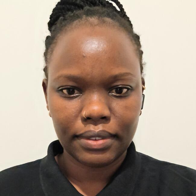 Babysitter in Dubai: Winnie