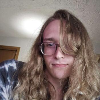 Babysitter in Anniston: Shawn Indigo