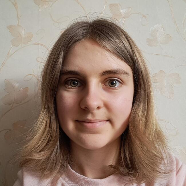 Baby-sitter in Colombes: Lucie