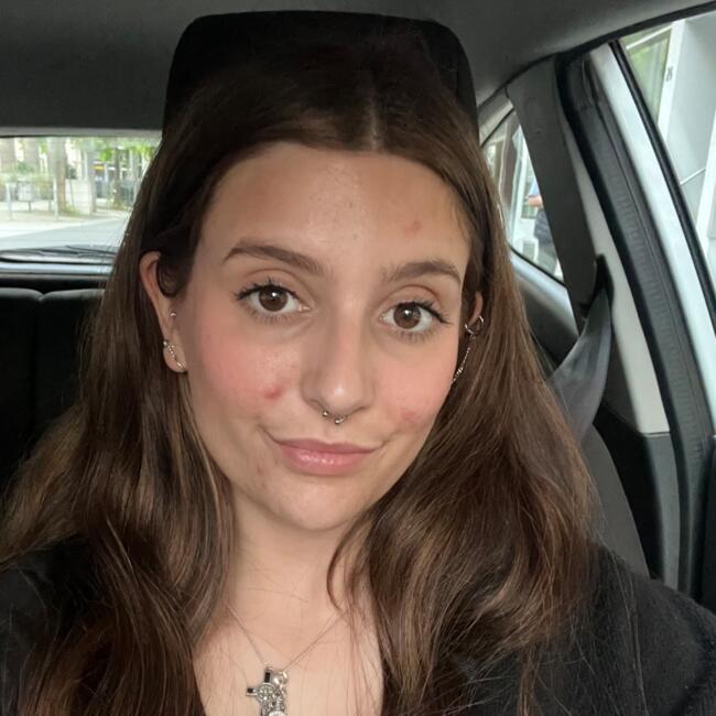 Babysitter in Hagen (Nordrhein-Westfalen): Anna