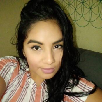 Niñera Neza: Isabel Arely