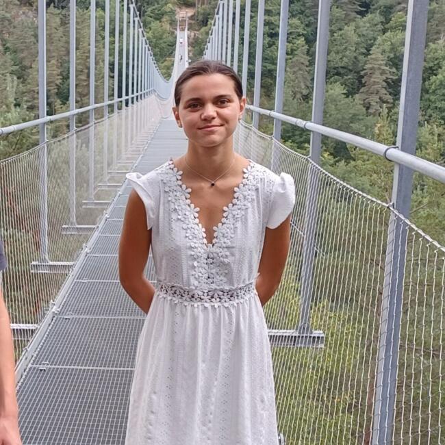 Babysitter in Chambéry: Lucie