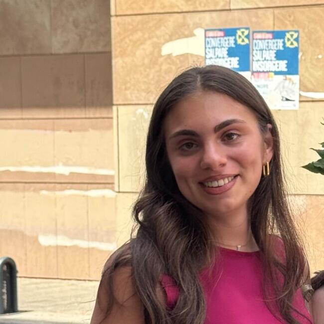 Babysitter in Milan: Ilaria