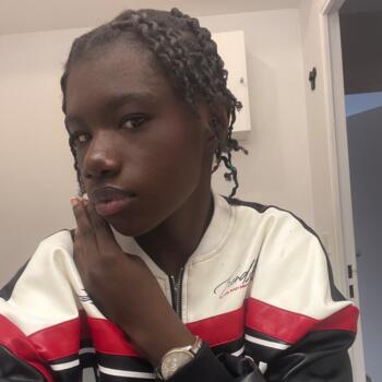 Babysitter in Poitiers: Francelle