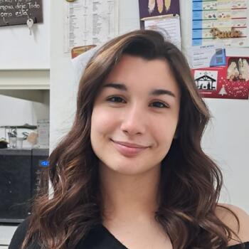 Canguro en Oviedo: Raquel