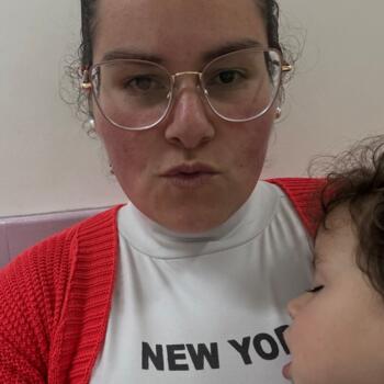 Babysitter in Curitiba: Tassiane