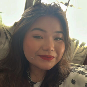 Babysitter in Singapore Island: Nur