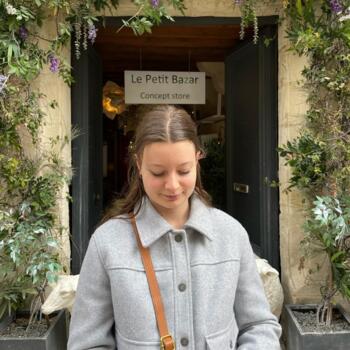 Babysitter Saint-André-les-Vergers: Anna