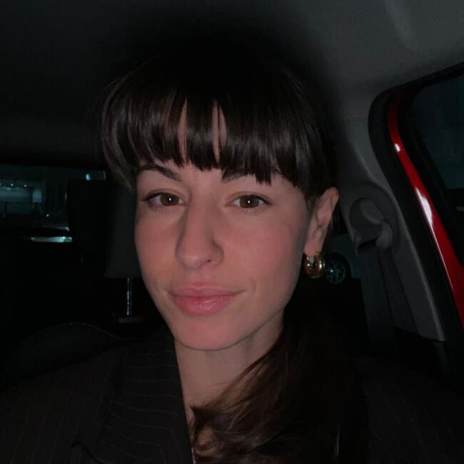 Δουλειά για babysitter στην περιοχή Μελίσσια: Bogomila