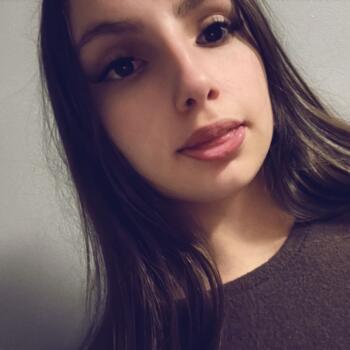 Babysitter in Armentières: Kelly