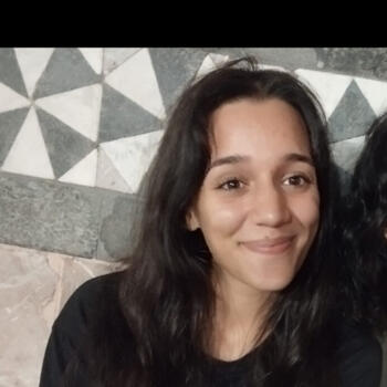 Babysitter a Messina: Aurora