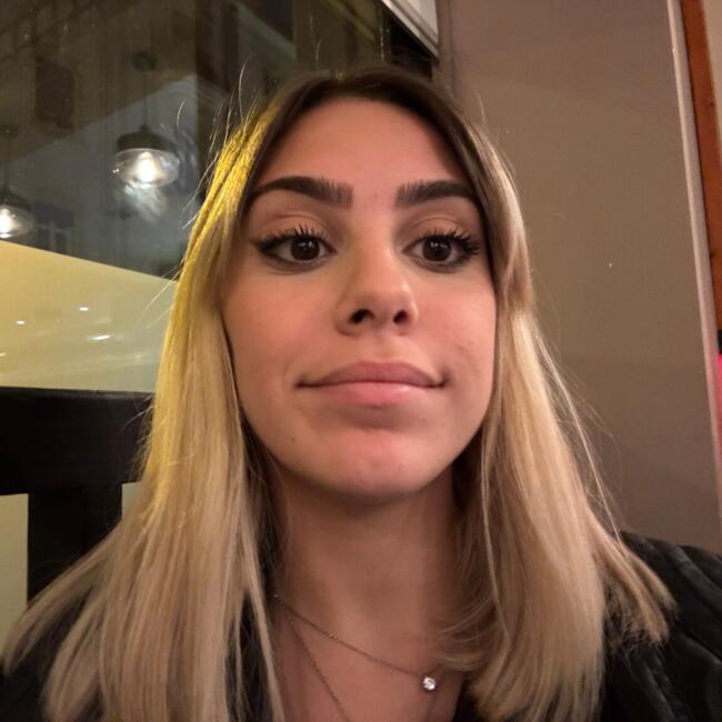 Babysitter in Palermo: Irene