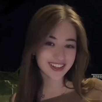 Babysitter Eindhoven: Izabella