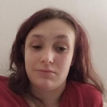 Babysitter in Brétigny-sur-Orge: Laure-anne