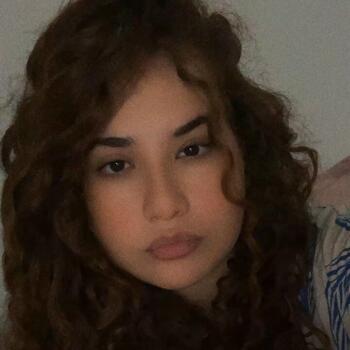 Babysitter Fortaleza: Carla