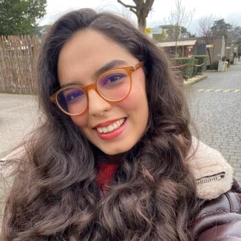 Babysitter in Berlin: Nour