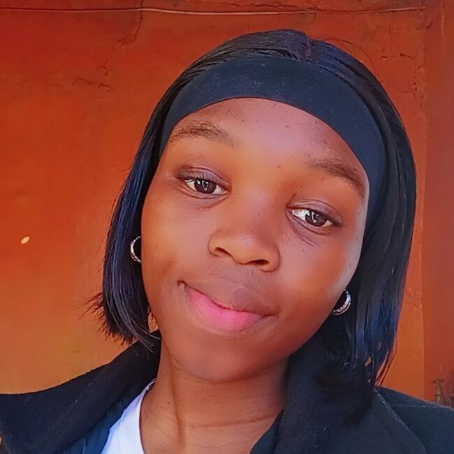 Babysitter in Port Elizabeth: Linathi