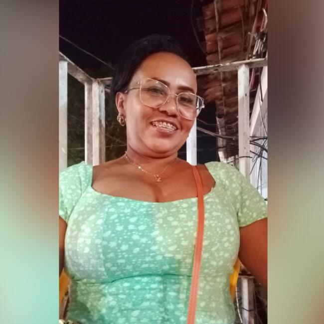 Babysitter in Belém: Tania