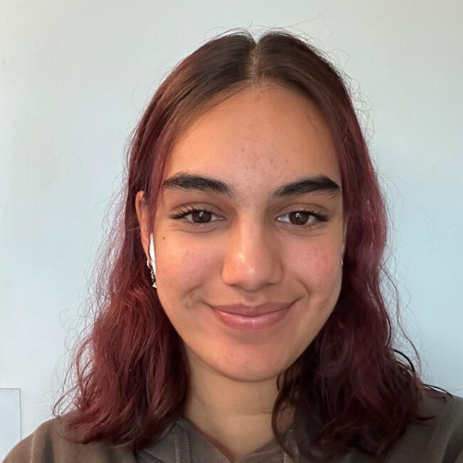 Babysitter in Cardiff: Anjali