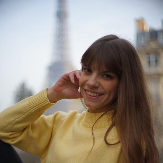 Babysitter in Suresnes: Barbara