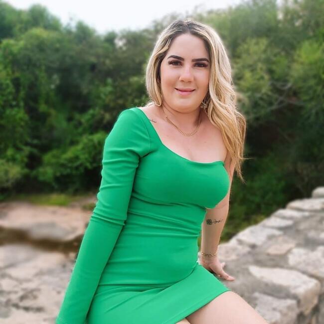 Babysitter in Parnamirim: Ligia