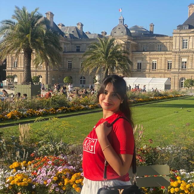 Babysitter in Cachan: Basma