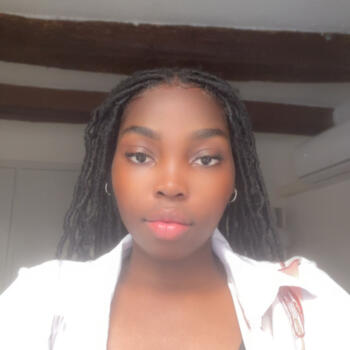 Babysitter in Avignon: Benedicte